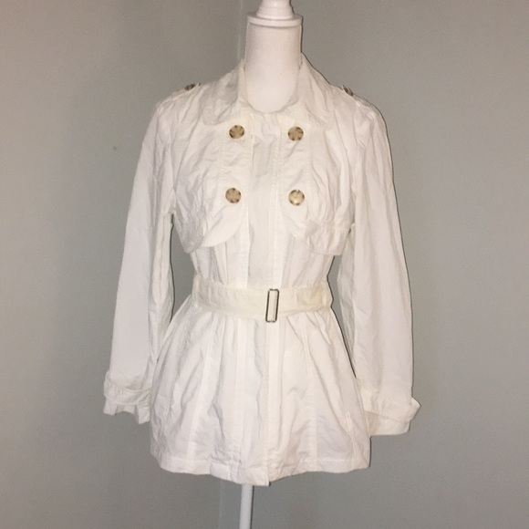 Chico’s short white trench coat - Picture 1 of 12